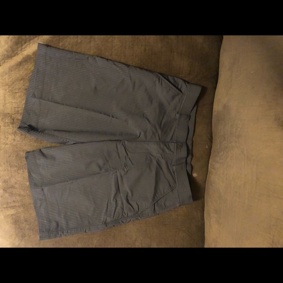 Under Armour - Picture 1 of 3